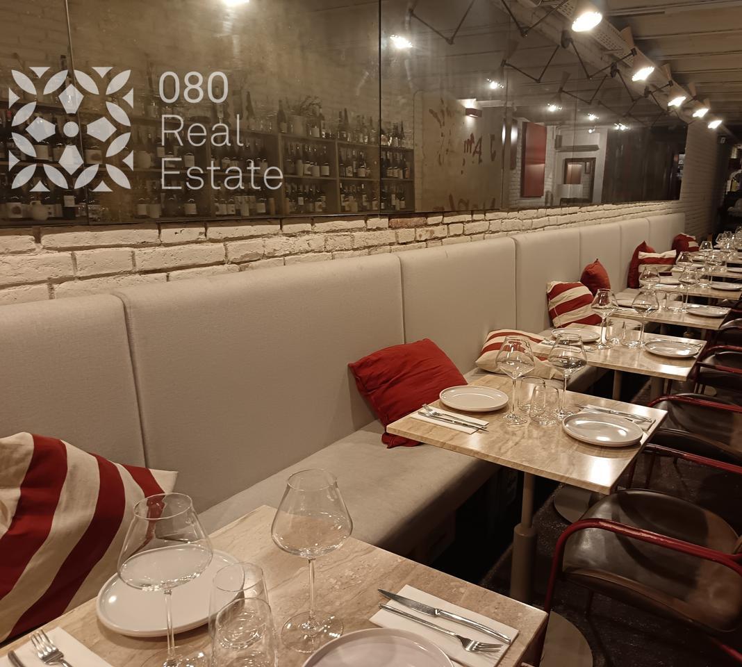 Retail in Barcelona, Barcelona for lease Interior Photo- Image 1 of 6