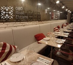 Retail in Barcelona, Barcelona for lease Interior Photo- Image 1 of 6