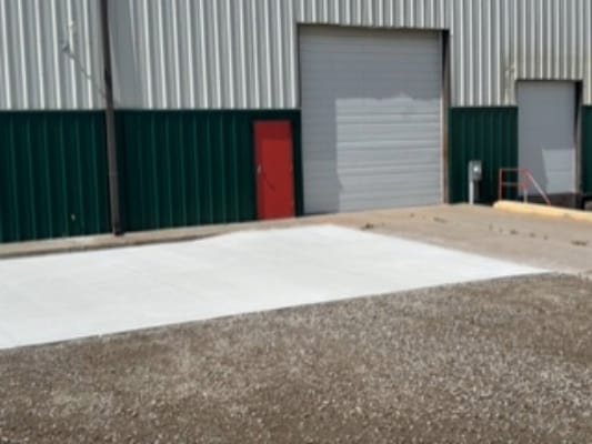 1535 NW 36th St, Newton, KS for lease - Building Photo - Image 3 of 7