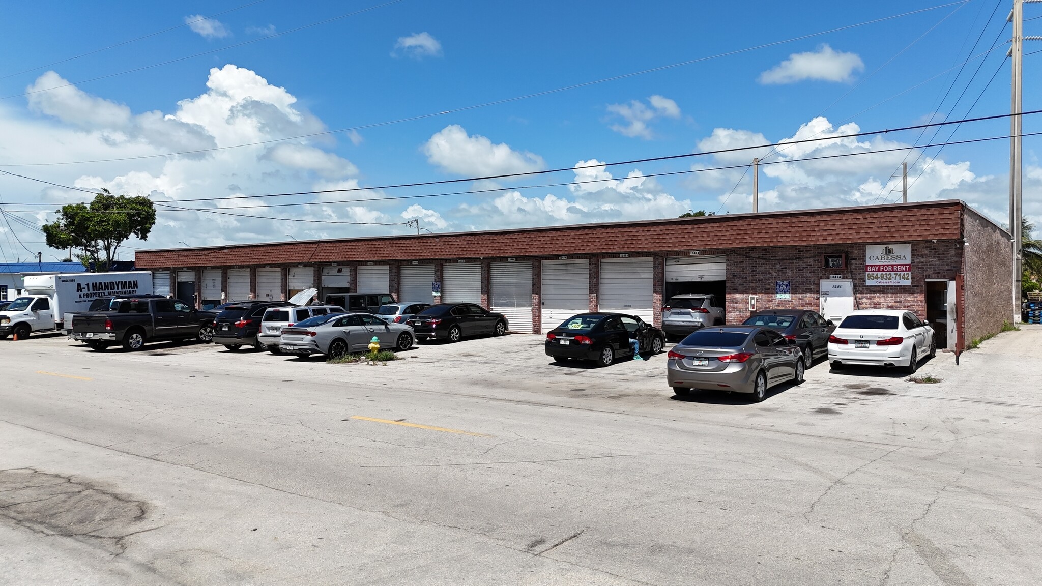 1341-1369 SW 1st Way, Deerfield Beach, FL for lease Primary Photo- Image 1 of 8