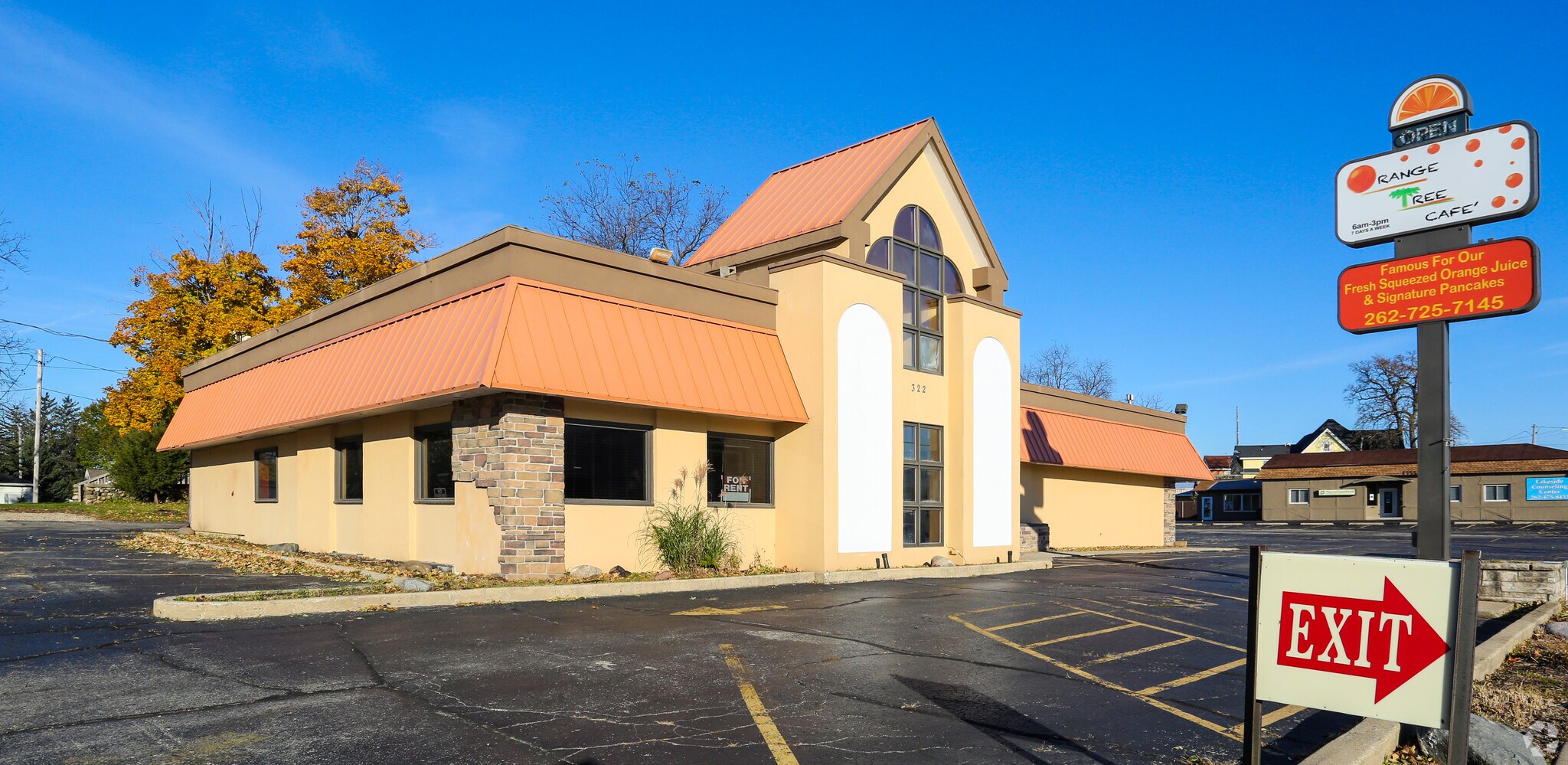 322 S 7th St, Delavan, WI for sale Primary Photo- Image 1 of 1