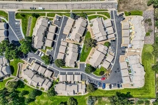 Deer Creek Crossing - Pub