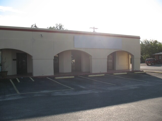 207-211 S Key Ave, Lampasas, TX for sale Primary Photo- Image 1 of 1