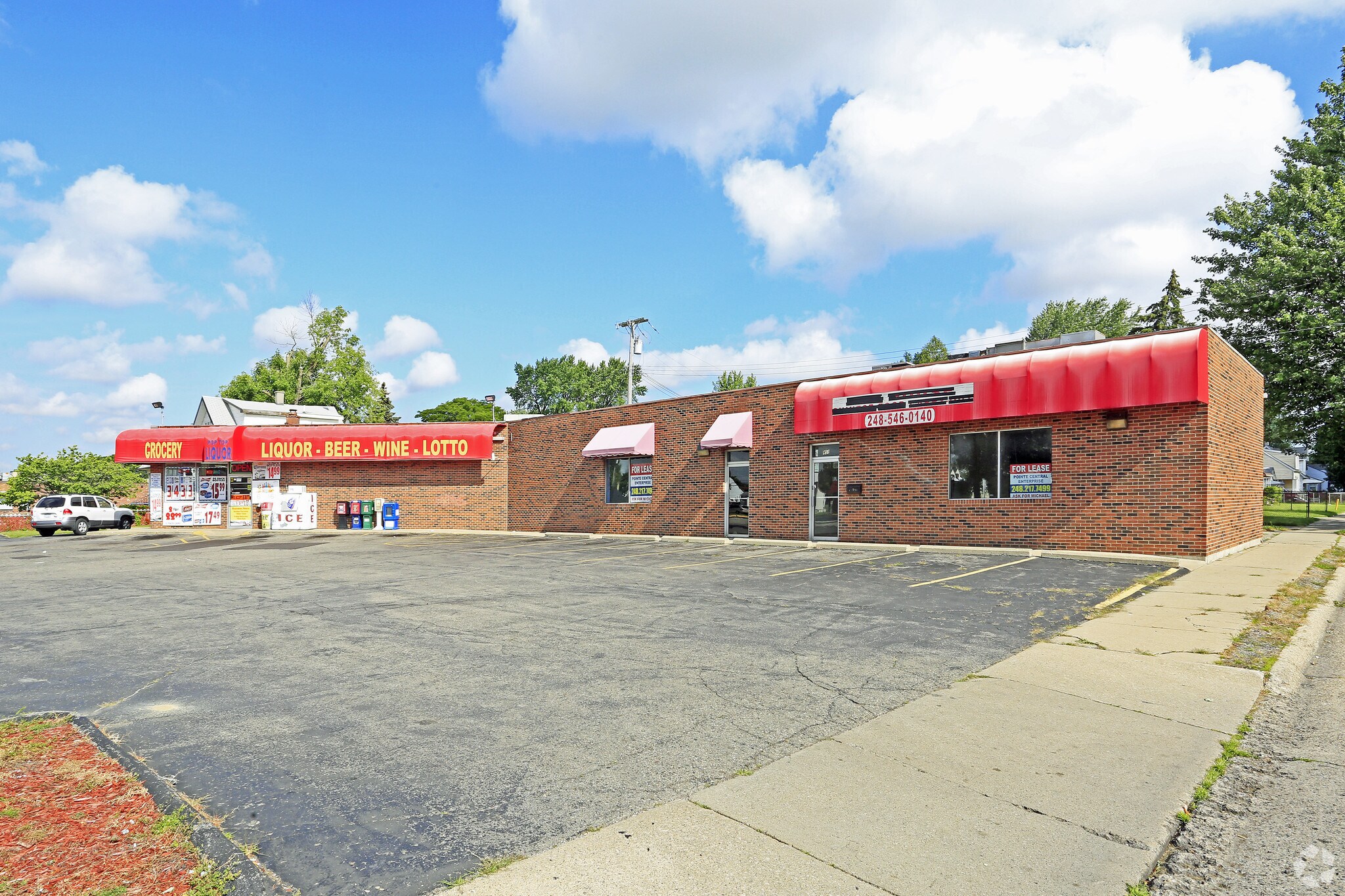 931-951 E 9 Mile Rd, Hazel Park, MI for sale Primary Photo- Image 1 of 1