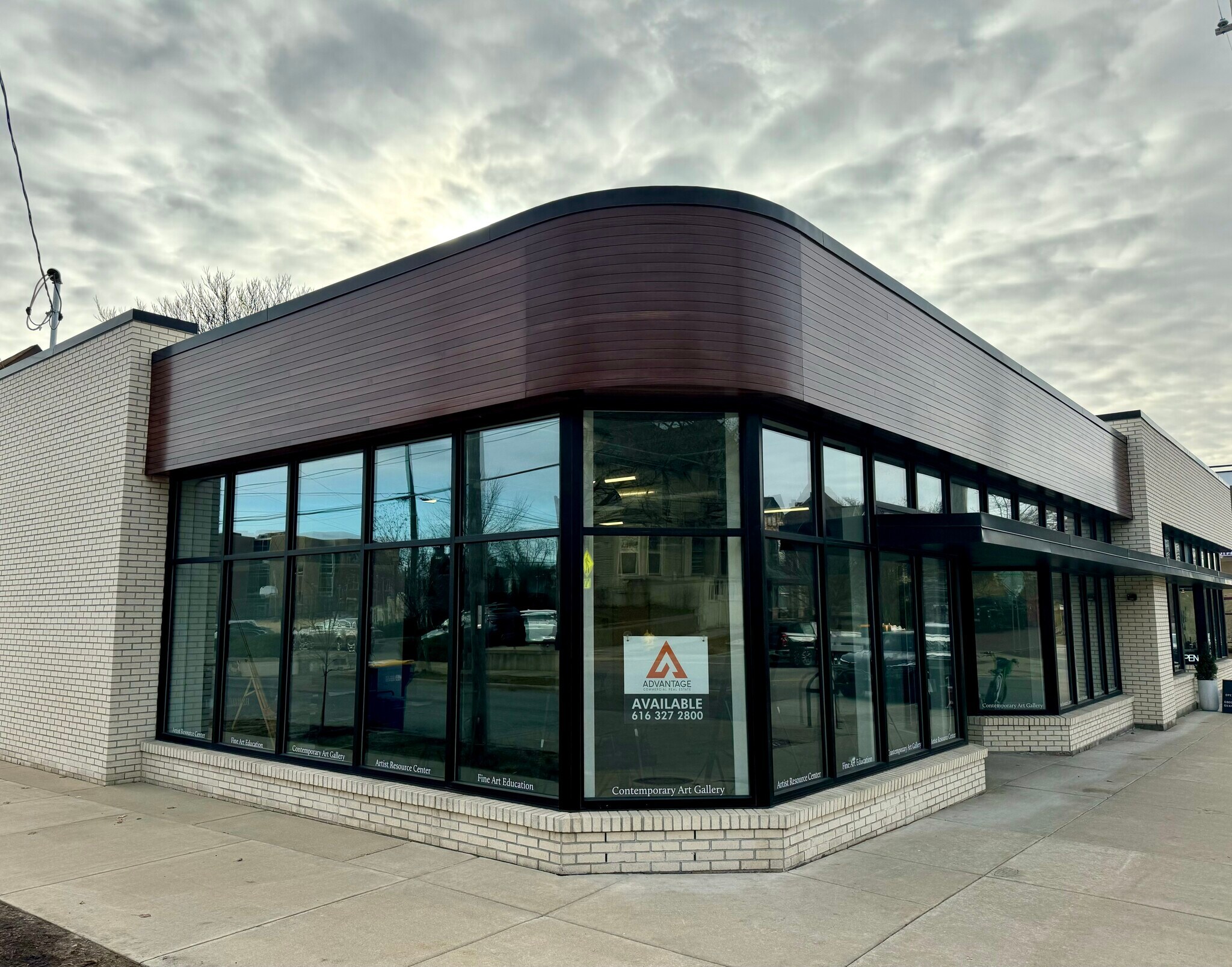 620 Wealthy St SE, Grand Rapids, MI for sale Building Photo- Image 1 of 1