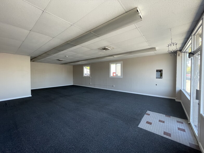 3201-3209 Jefferson St, Napa, CA for lease - Building Photo - Image 3 of 8