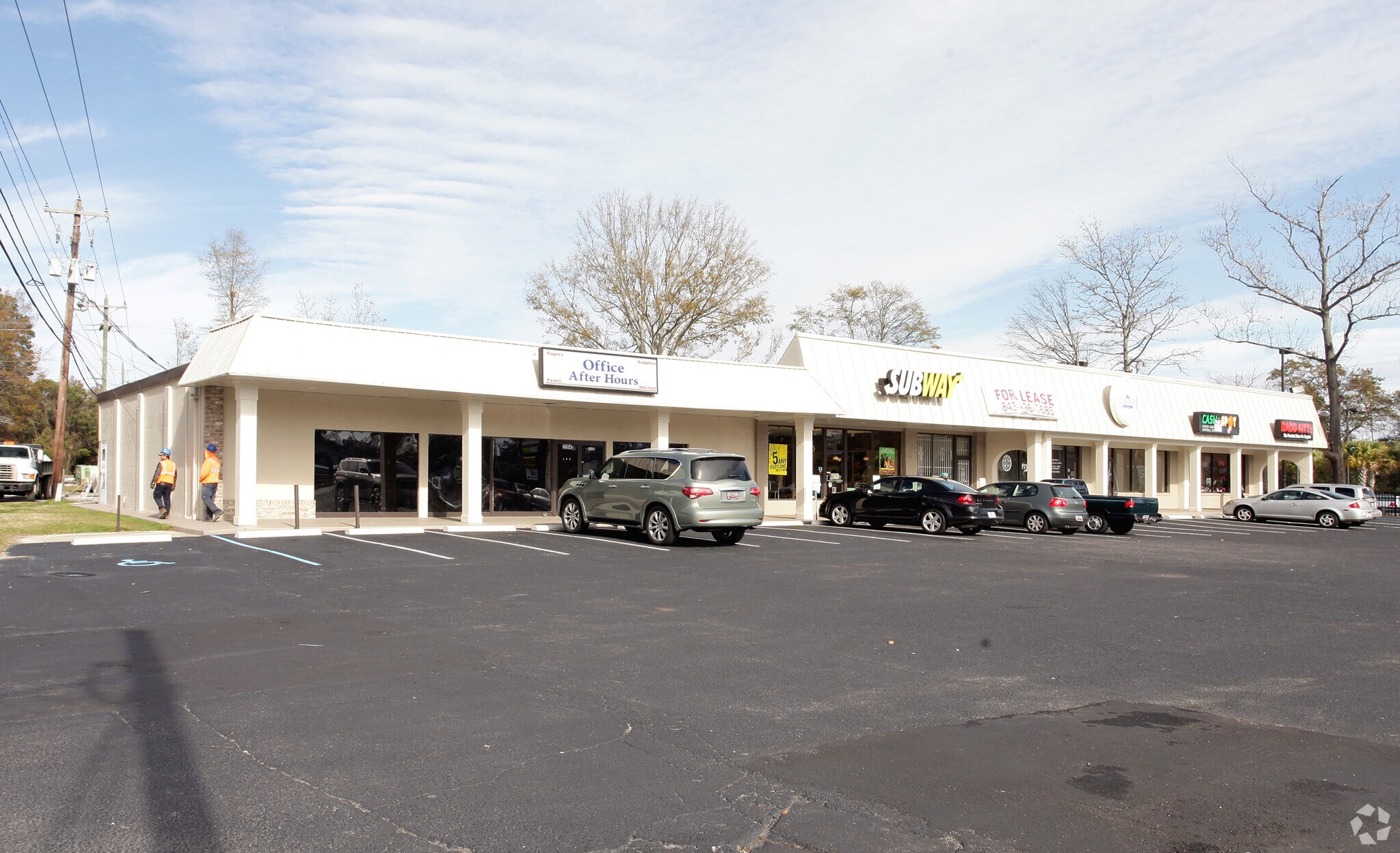 Retail in Charleston, SC for sale Primary Photo- Image 1 of 1