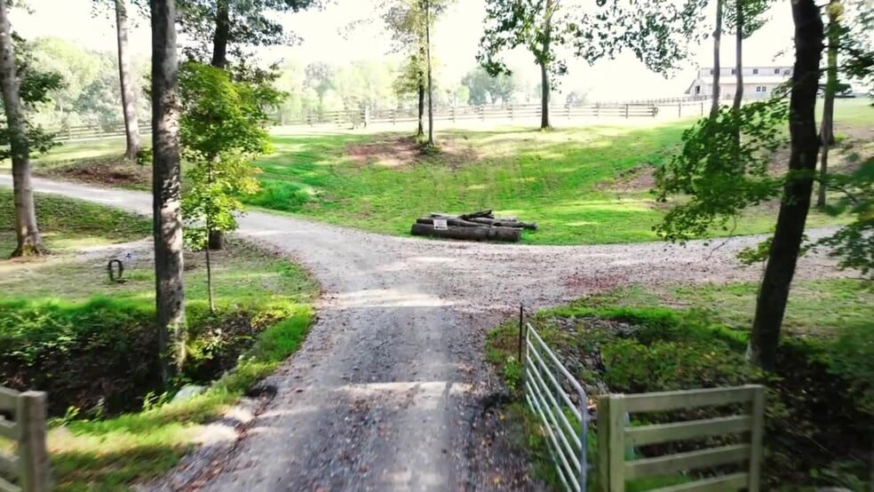 3795 Turnersville Rd, Cedar Hill, TN for sale - Commercial Listing Video - Image 2 of 27