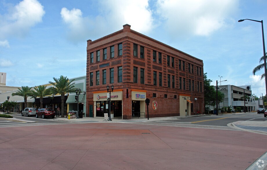 534 Cleveland St, Clearwater, FL 33755