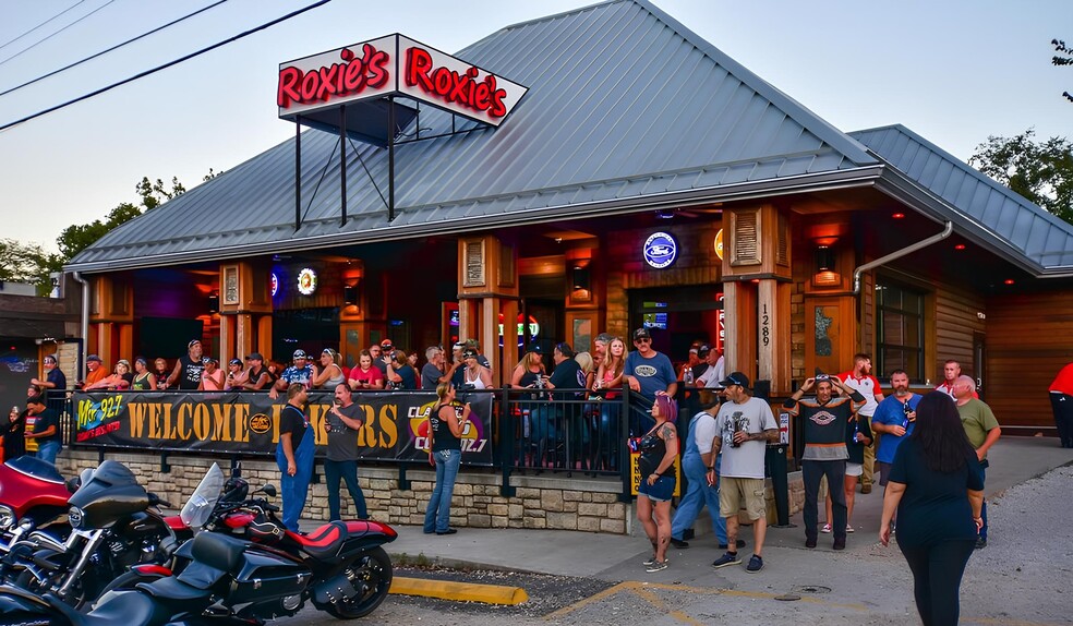 1289 Bagnell Dam Blvd, Lake Ozark, MO for sale - Building Photo - Image 3 of 21