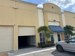 10384 W State Road 84, Davie, FL for lease Building Photo- Image 2 of 14