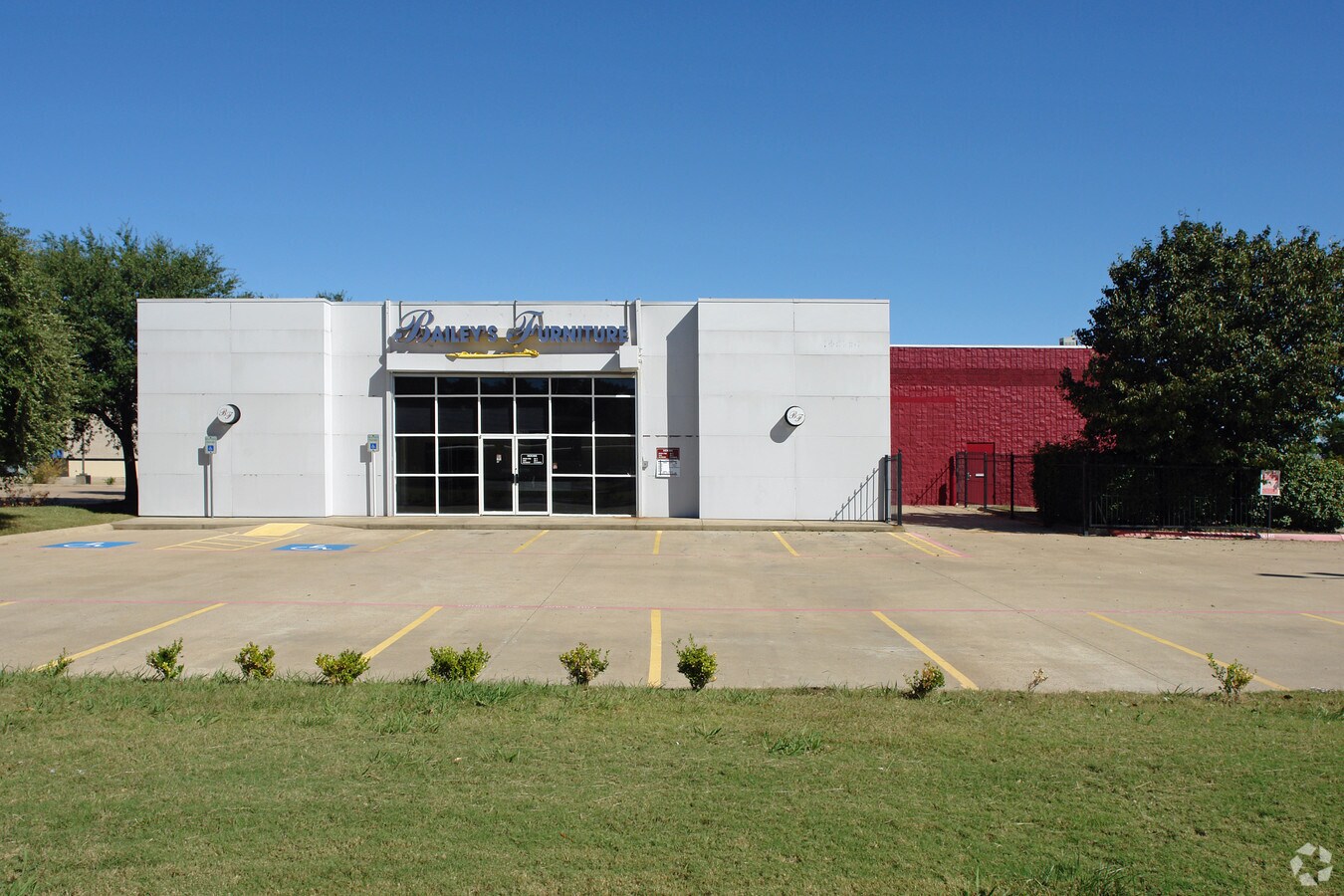 4215 Gannon Ln, Dallas, TX 75237 Property Record