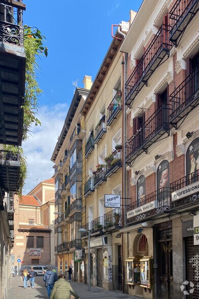 Calle de San Onofre, 8, Madrid, Madrid for sale - Primary Photo - Image 1 of 1