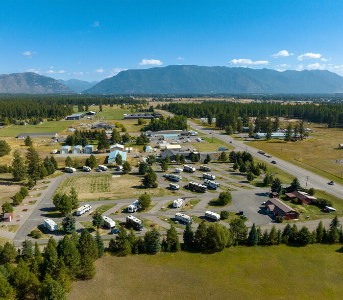 3621 Hwy 40, Columbia Falls, MT for sale - Primary Photo - Image 1 of 1