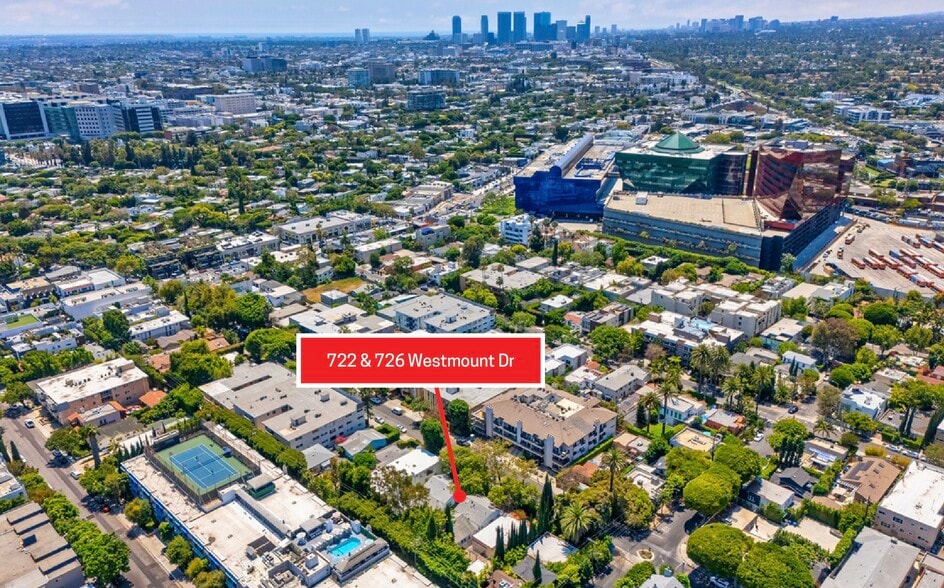 726 Westmount Dr, West Hollywood, CA for sale - Primary Photo - Image 1 of 32