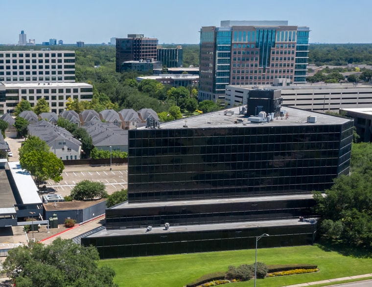 10000 Richmond Ave, Houston, TX for lease - Aerial - Image 3 of 7