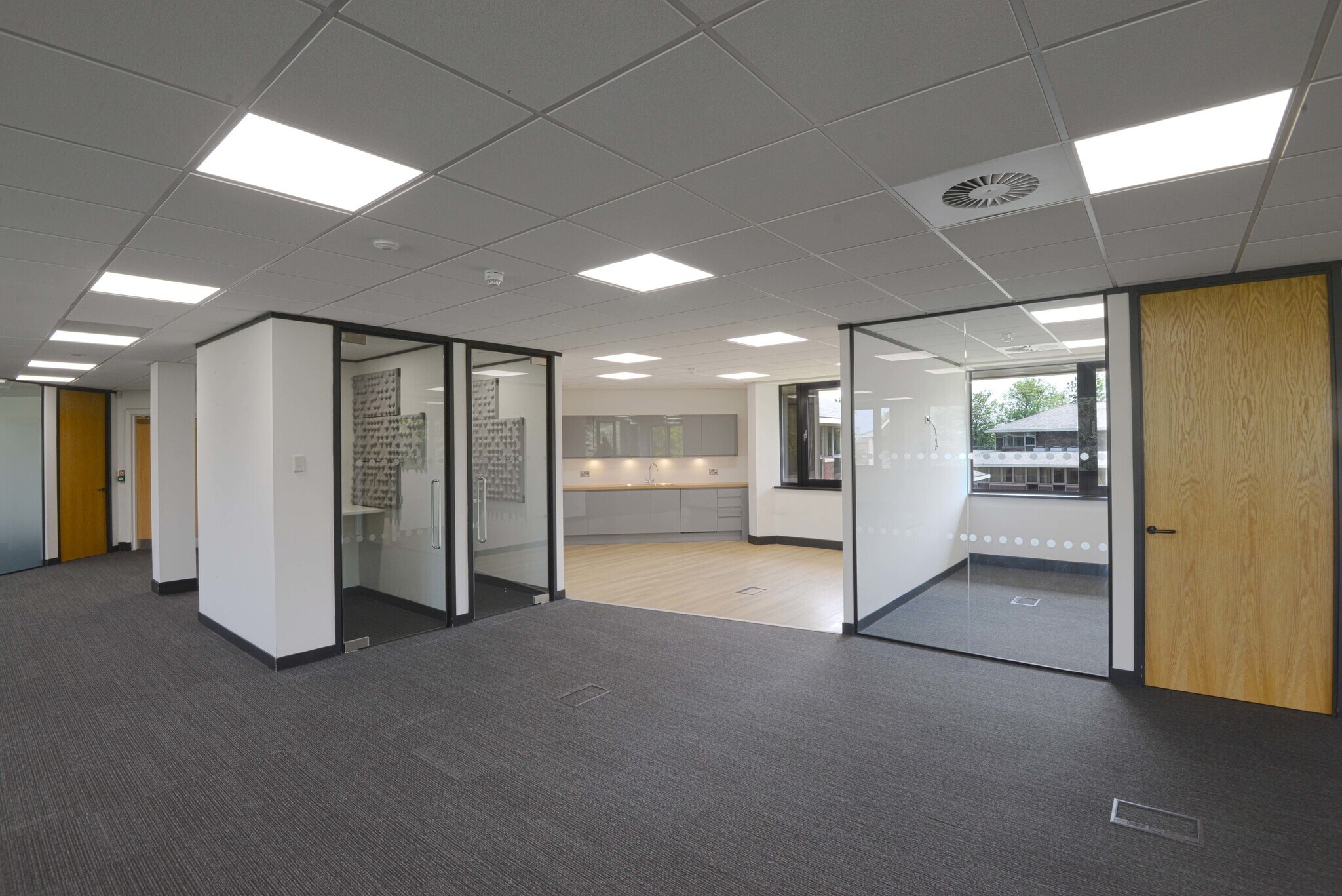 Princess Rd, Manchester for lease Building Photo- Image 1 of 10