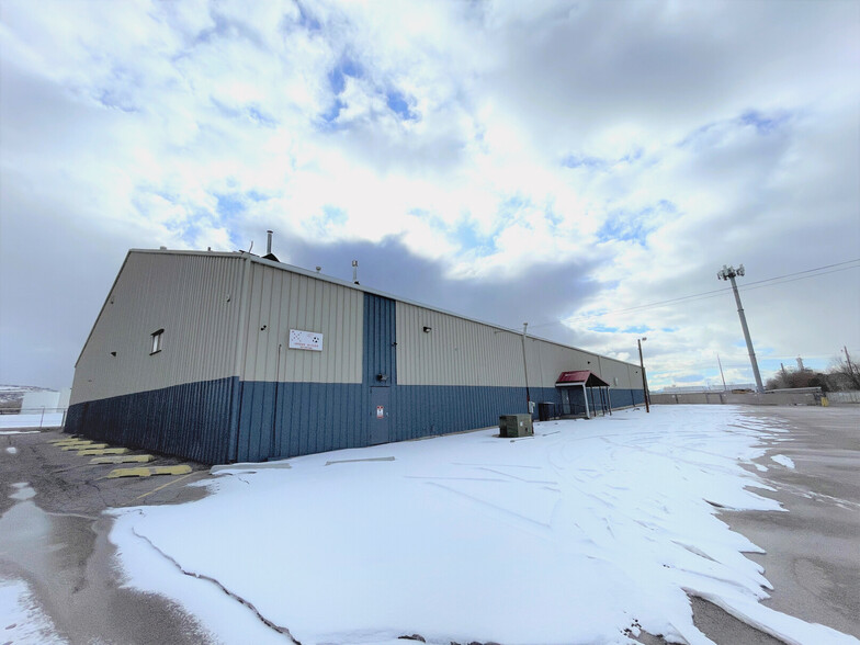 2250 S 850 W, Woods Cross, UT for lease - Building Photo - Image 1 of 8