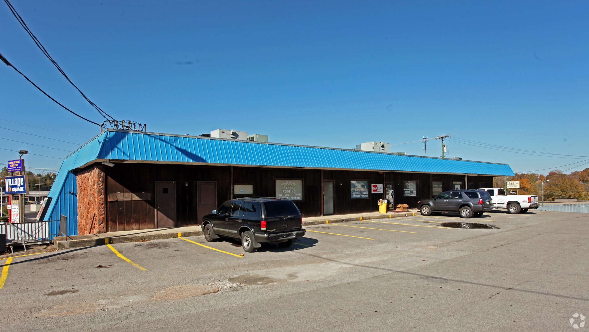 486 Bell Rd, Nashville, TN 37217 Village Square Shopping Center