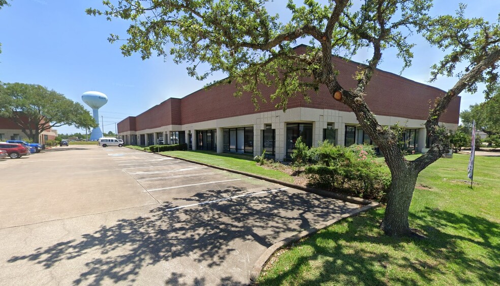 1010-1020 Hercules Ave, Houston, TX for lease - Building Photo - Image 1 of 11