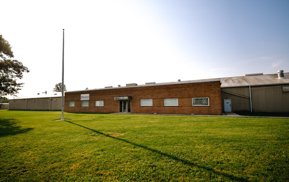 211 W Geneva St, Dunkirk, OH for lease - Building Photo - Image 3 of 42