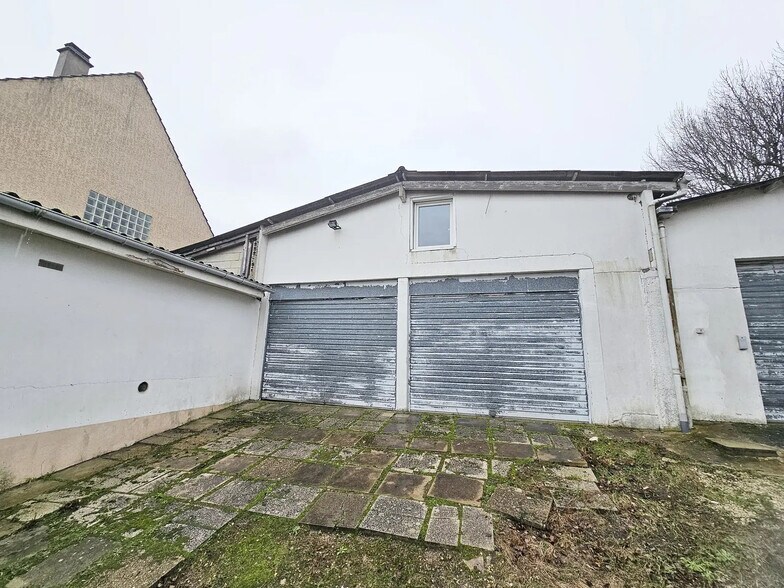 Flex in Champigny-sur-Marne for sale - Building Photo - Image 2 of 10
