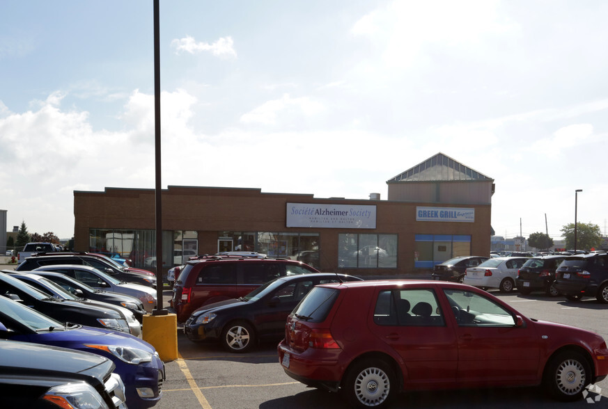 1575 Upper Ottawa St, Hamilton, ON for lease - Building Photo - Image 3 of 4