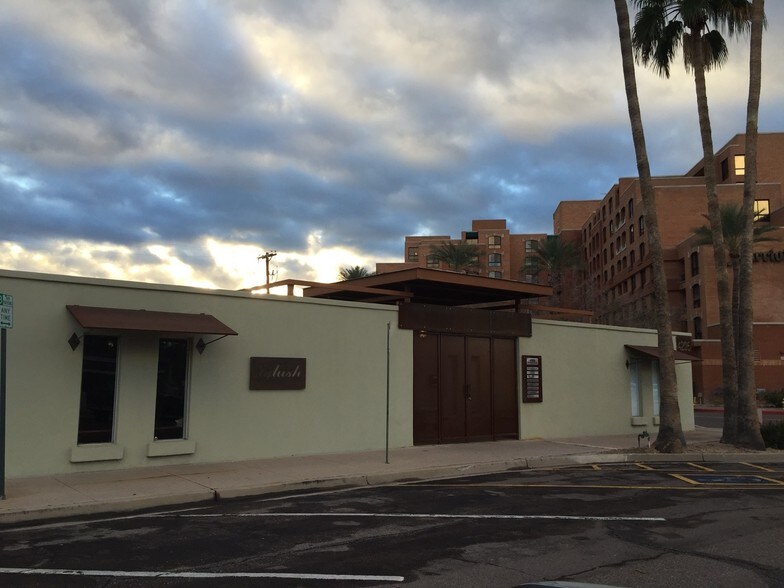 4205 N Winfield Scott Plz, Scottsdale, AZ 85251