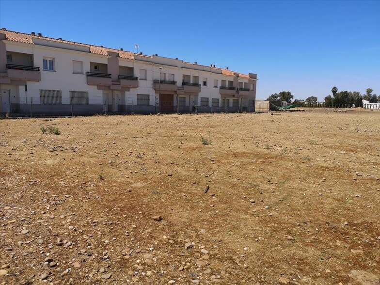 B, 2 Y 3, Talavera la Real, Badajoz for sale - Building Photo - Image 1 of 8