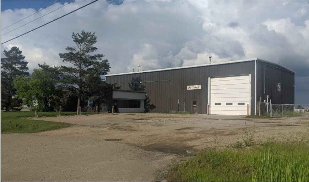 1501 4 St, Nisku, AB T9E 7M9