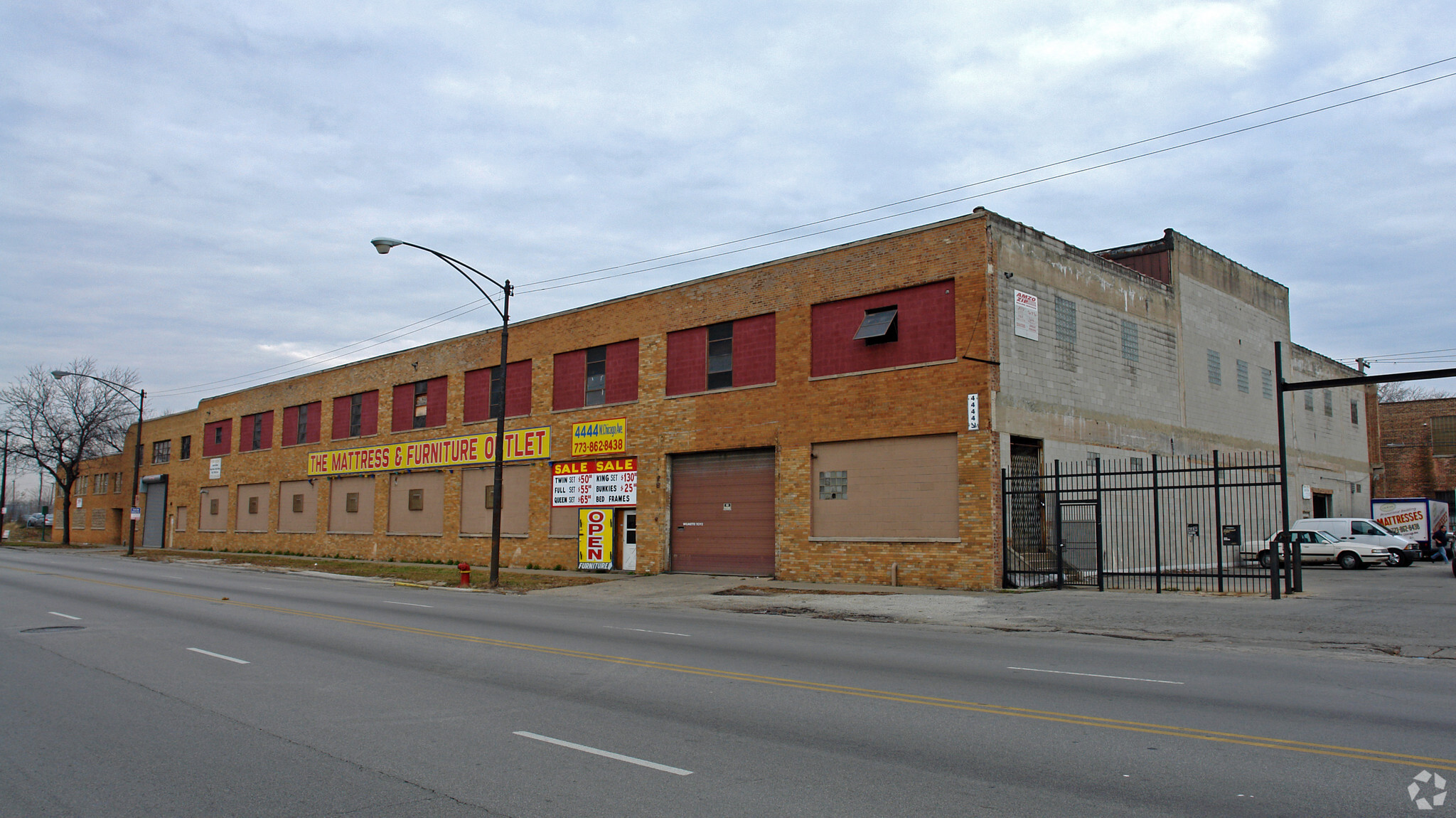 4444 W Chicago Ave, Chicago, IL for sale Primary Photo- Image 1 of 1