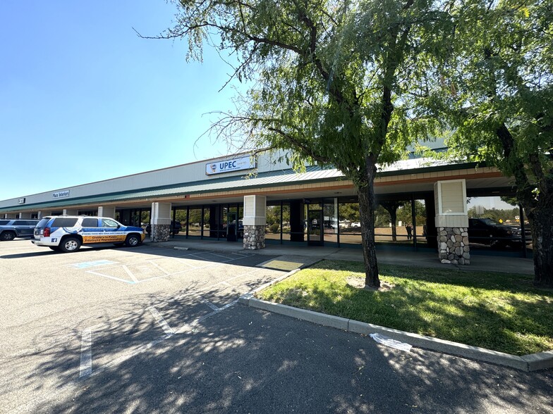 1812 Park Marina Dr, Redding, CA for lease - Building Photo - Image 1 of 6