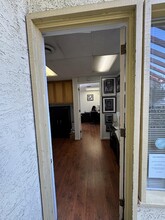 12410-12428 Burbank Blvd, Los Angeles, CA for lease Building Photo- Image 1 of 11