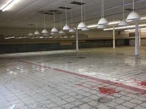 1340 W Main St, Danville, VA for lease Interior Photo- Image 2 of 5