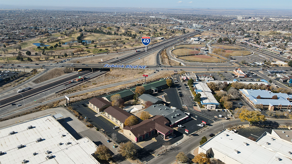 25 Hotel Cir NE, Albuquerque, NM for lease - Building Photo - Image 1 of 5