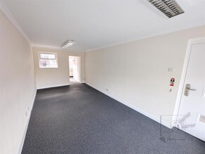 212 Main Rd, Dartford for lease Interior Photo- Image 2 of 4