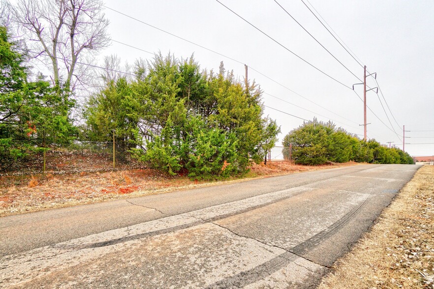 SE/c of SE 36th & Douglas Blvd, Oklahoma City, OK for lease - Building Photo - Image 3 of 31