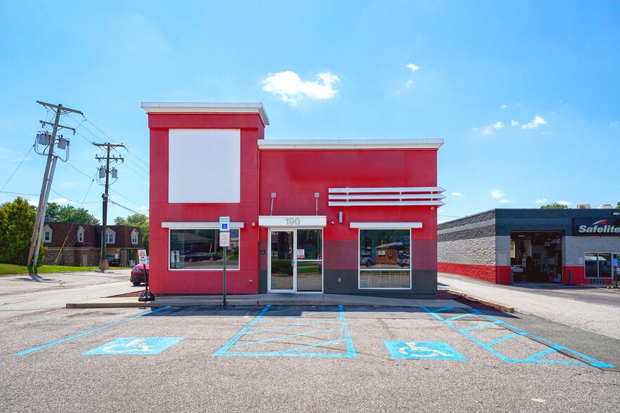 190 Memory Ln, York, PA for lease - Building Photo - Image 1 of 1