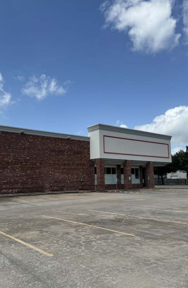 2106 Rayford Rd, Spring, TX for lease - Building Photo - Image 2 of 4