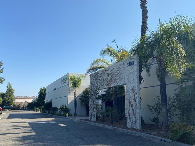 5160 Gabbert Rd, Moorpark, CA for lease - Building Photo - Image 2 of 21