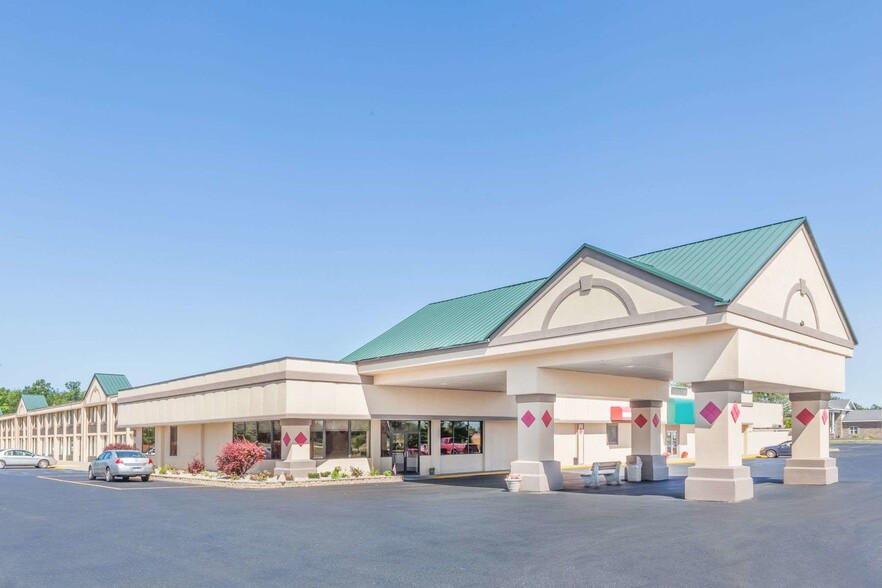 2650 I-75 Business Loop, Grayling, MI for sale - Building Photo - Image 1 of 1
