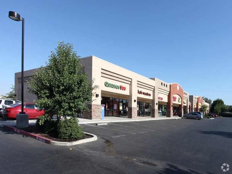 855 N Lemoore Ave, Lemoore, CA for sale - Primary Photo - Image 1 of 1