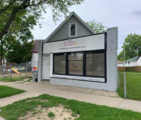 907 W Atkinson Ave, Milwaukee, WI for sale - Building Photo - Image 1 of 1