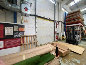 Flex in Argenteuil for lease Building Photo- Image 1 of 4