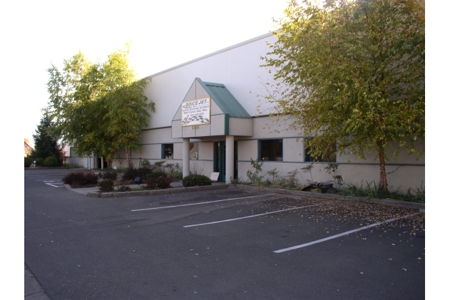 5885 Crater Lake Hwy, Central Point, OR for lease - Primary Photo - Image 1 of 1