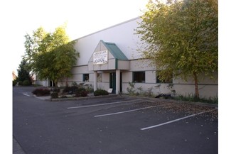 More details for 5885 Crater Lake Hwy, Central Point, OR - Industrial for Lease