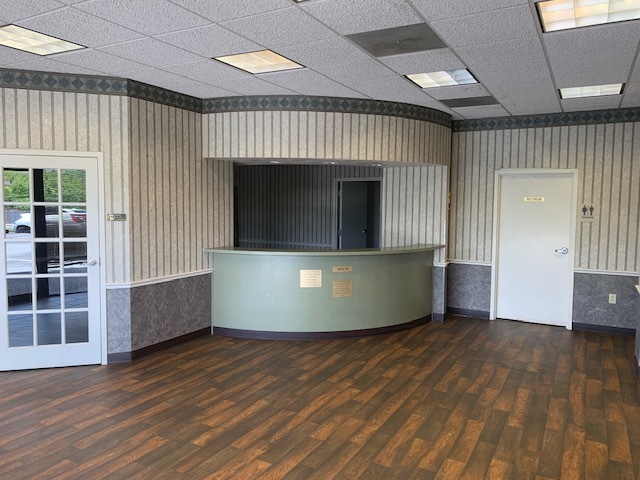 1525 Bay Tree Rd, Valdosta, GA for lease Interior Photo- Image 1 of 15