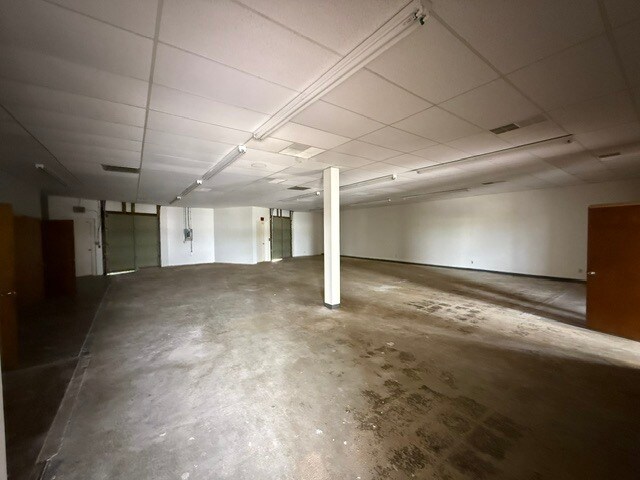 2641 Randleman Rd, Greensboro, NC for lease Interior Photo- Image 1 of 4