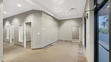 7265 Dean Martin Dr, Las Vegas, NV for lease Interior Photo- Image 2 of 13