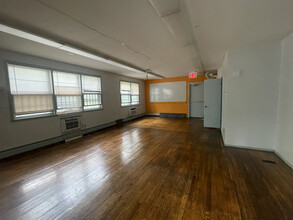 55-30 Junction Blvd, Elmhurst, NY for lease Interior Photo- Image 2 of 7